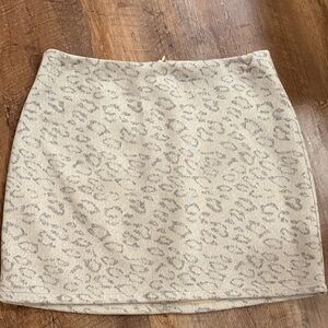 Le Lis Leopard mini skirt size medium